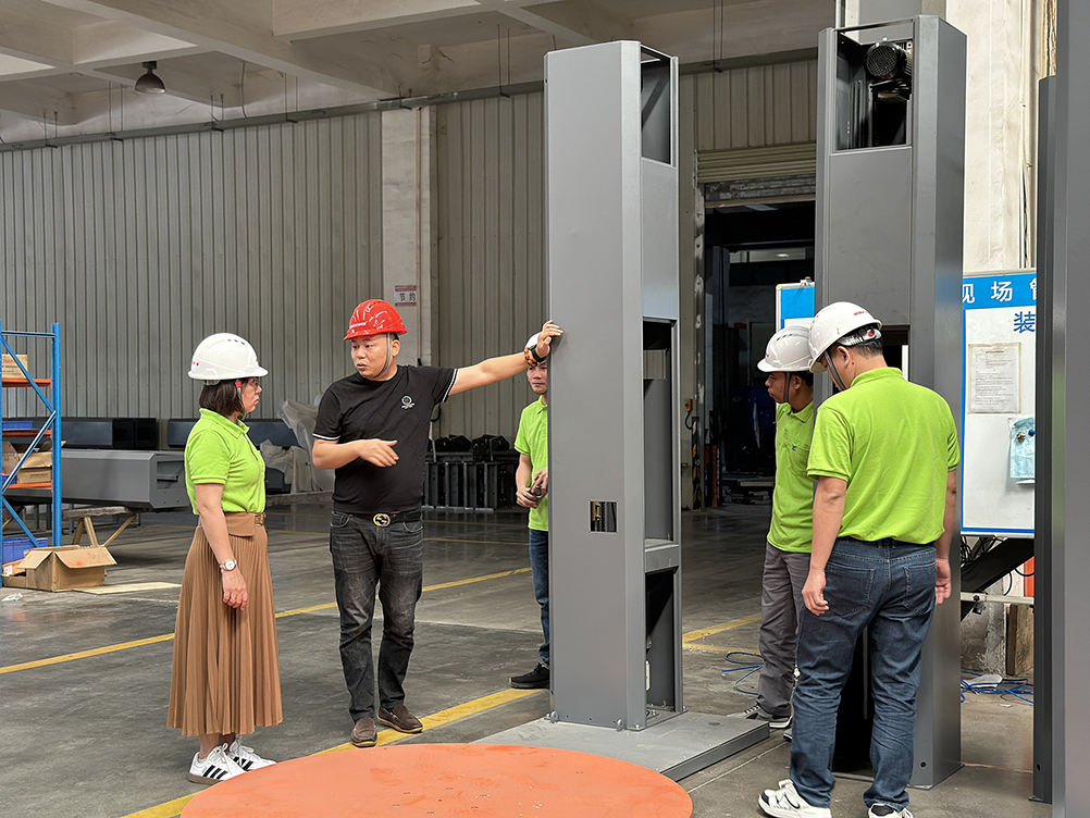 行業交流,共促發展 ——GCM 包裝(越南)有限公司與華通聯合(南通)塑膠工業有限公司蒞臨美奇斯參觀(圖2) 行業交流,共促發展 ——GCM 包裝(越南)有限公司與華通聯合(南通)塑膠工業有限公司蒞臨美奇斯參觀(圖2)