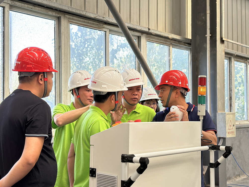 行業交流,共促發展 ——GCM 包裝(越南)有限公司與華通聯合(南通)塑膠工業有限公司蒞臨美奇斯參觀(圖4) 行業交流,共促發展 ——GCM 包裝(越南)有限公司與華通聯合(南通)塑膠工業有限公司蒞臨美奇斯參觀(圖4)